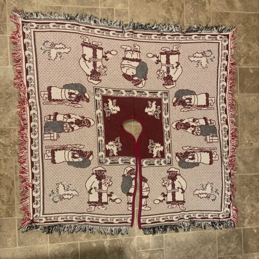 Vintage Tapestry Santa Tree‎ Skirt Square